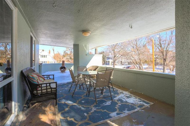 703 Valentine Rd, Kansas City, MO 64111