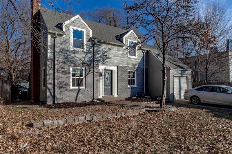 626 E 75th St, Kansas City, MO 64131