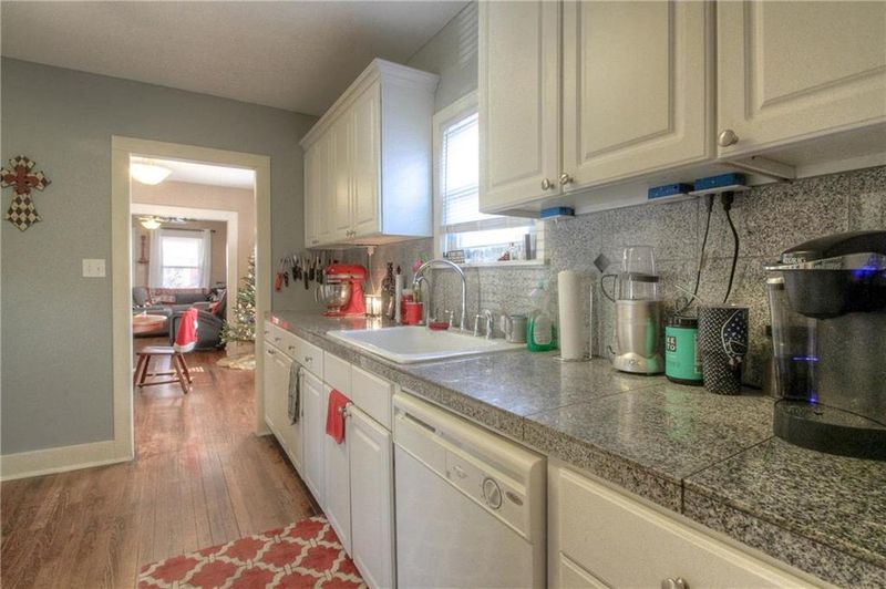 4332 Pearl St, Kansas City, KS 66103