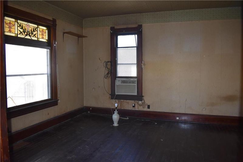 1412 Penn St, St Joseph, MO 64503