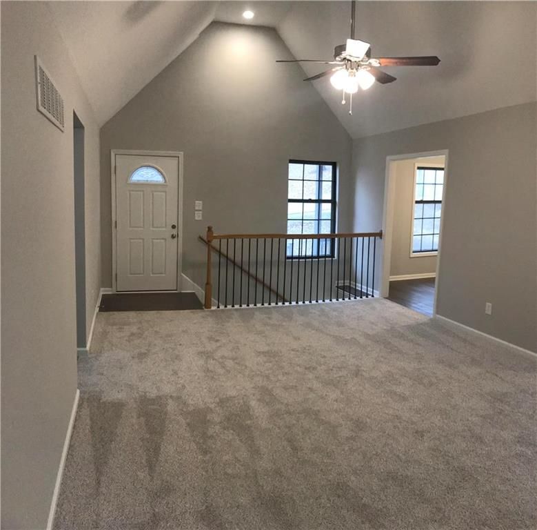 513 NW Cherokee Dr, Riverside, MO 64150