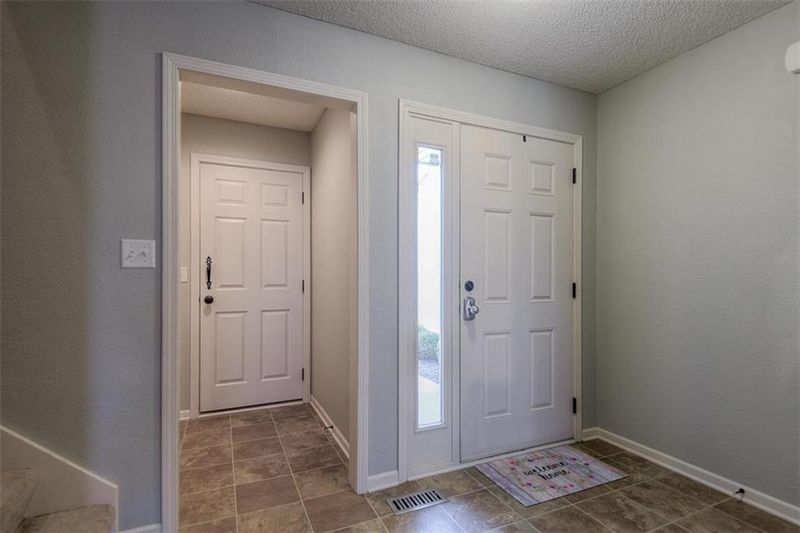 22 NW 95th Pl, Kansas City, MO 64155
