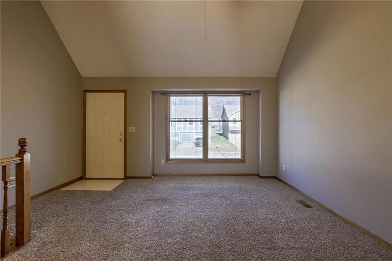 1435 NW 63rd St, Kansas City, MO 64118