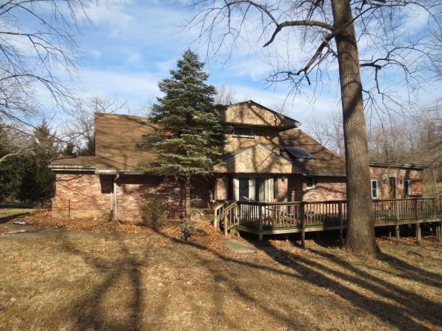 3611 N 49th Dr, Kansas City, KS 66104