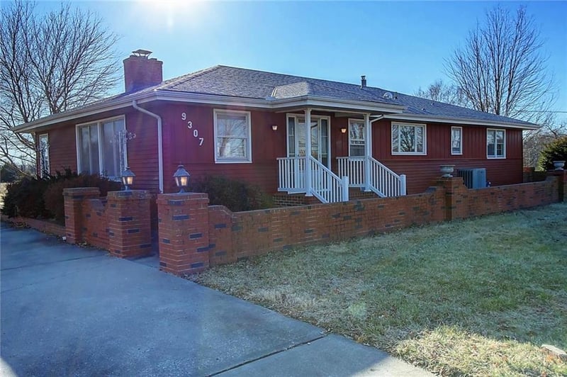 9307 E 147th St, Kansas City, MO 64149