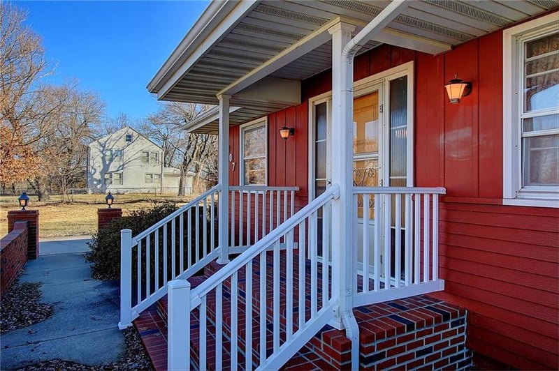 9307 E 147th St, Kansas City, MO 64149