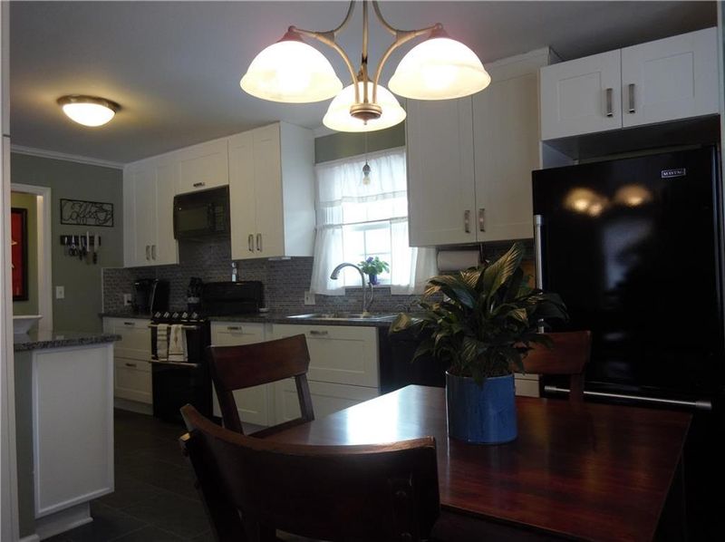 8807 Evanston Way, Kansas City, MO 64138
