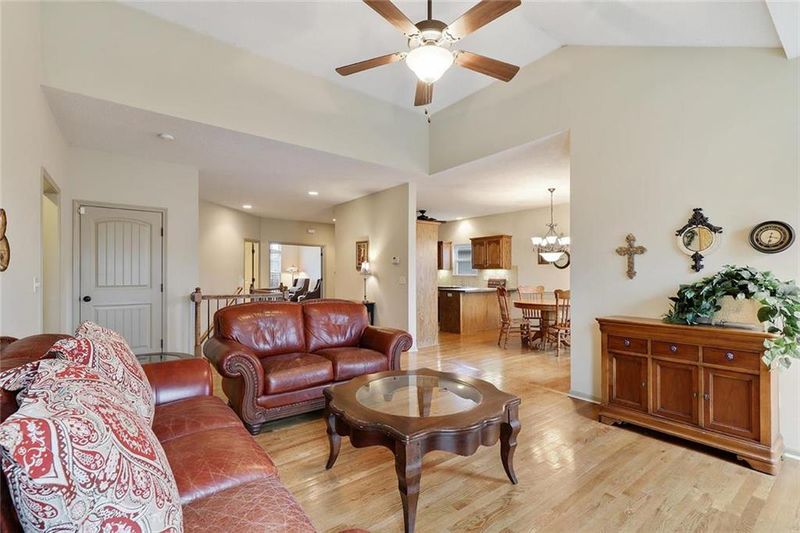 8716 N Belton Ave, Kansas City, MO 64154
