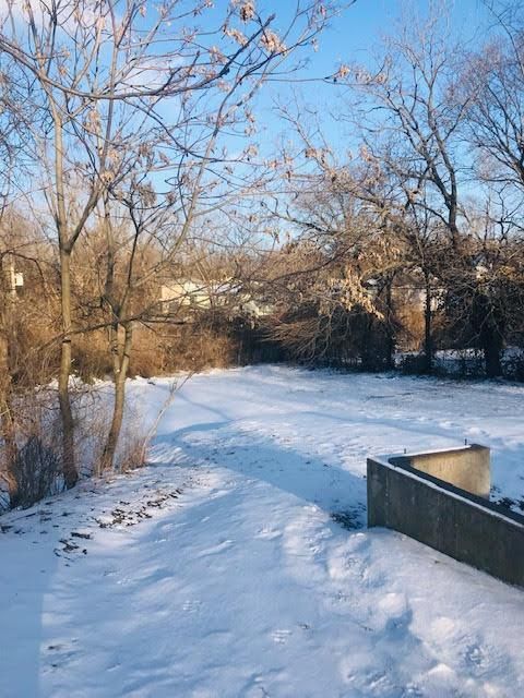 6022 E Red Bridge Rd, Kansas City, MO 64134