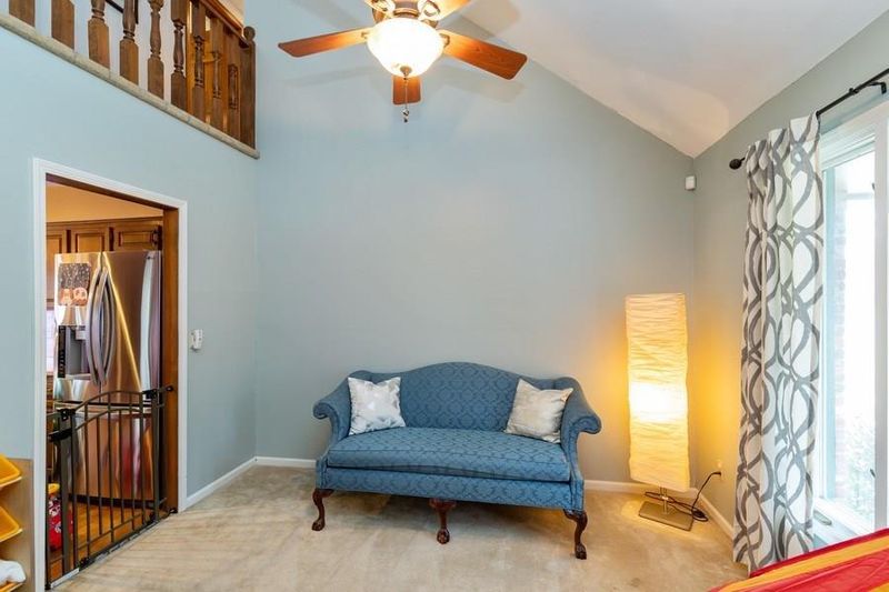 6318 W 108th St, Overland Park, KS 66211