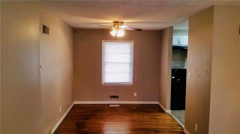 6400 N Central St, Gladstone, MO 64118