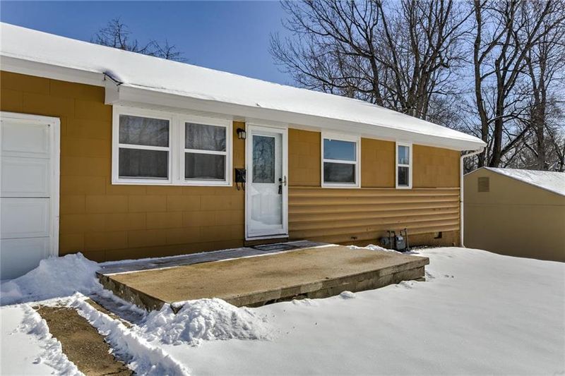 4719 Appleton Ave, Kansas City, MO 64133