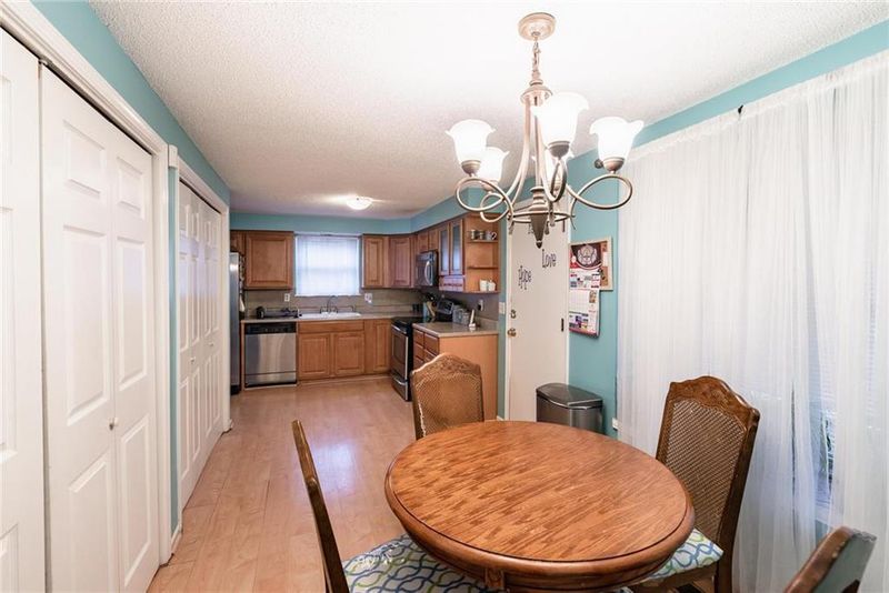 7909 E 96th St, Kansas City, MO 64134