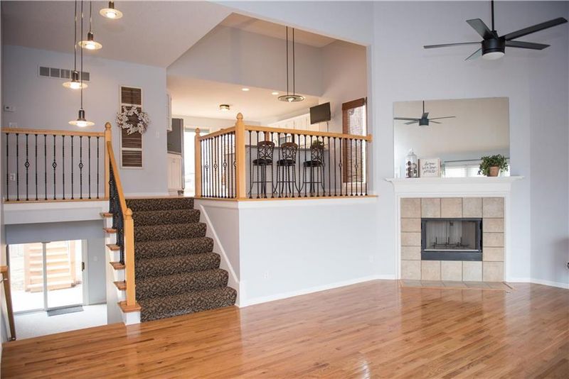 15408 Maple St, Overland Park, KS 66223