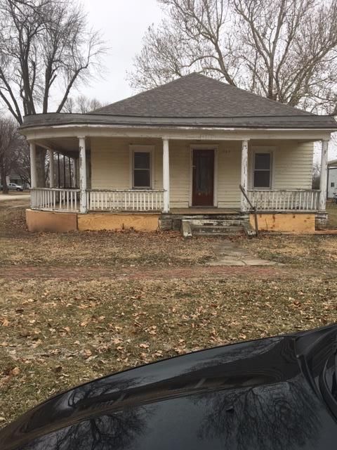 405 S 7th St, Everest, KS 66424
