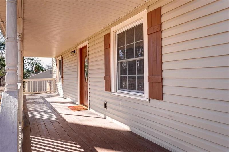 7632 Hadley St, Overland Park, KS 66204
