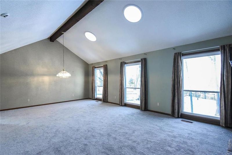 11600 Grant Dr, Overland Park, KS 66210