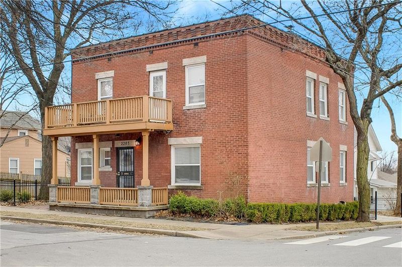 2203 Elma St, Kansas City, MO 64124