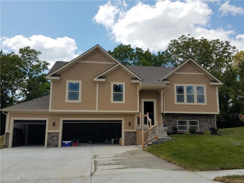 6808 Proctor Ave, Kansas City, MO 64133