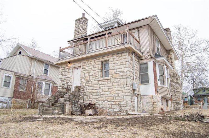 4420 Forest Ave, Kansas City, MO 64110