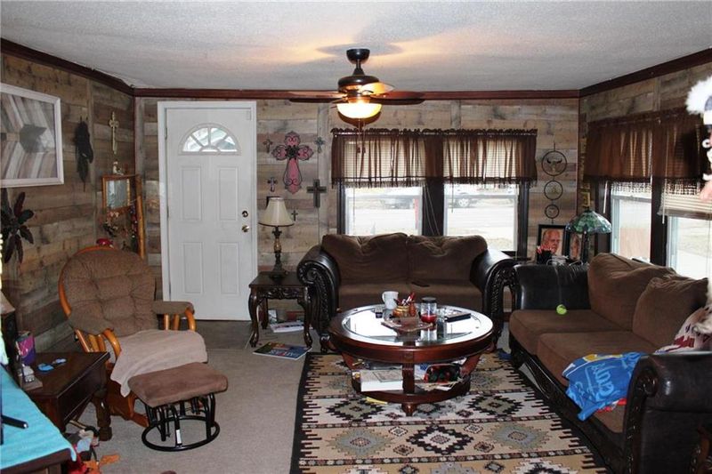 1110 N Main St, Independence, MO 64050