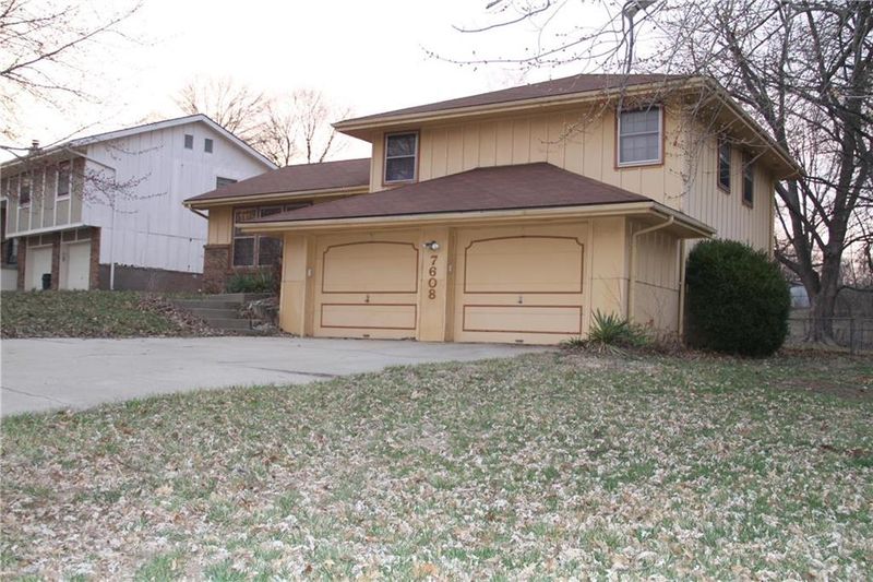7608 Everett Ave, Kansas City, KS 66112