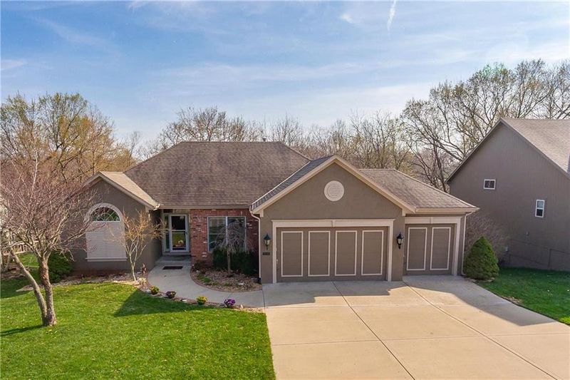 3605 NW 52nd Ter, Kansas City, MO 64151