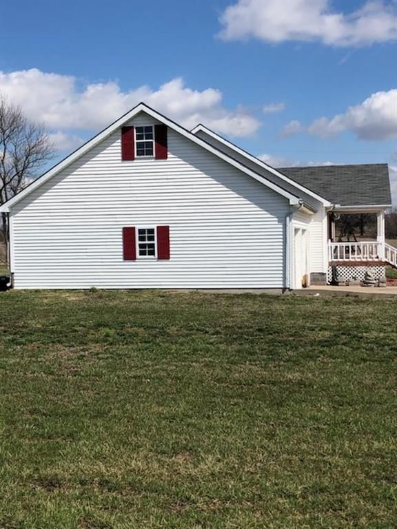 2221 Deer Rd, Fort Scott, KS 66701