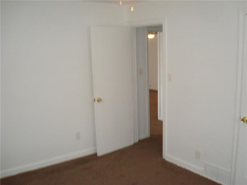 7414 E 57th St, Kansas City, MO 64129