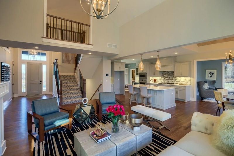 16300 Perry St, Overland Park, KS 66085