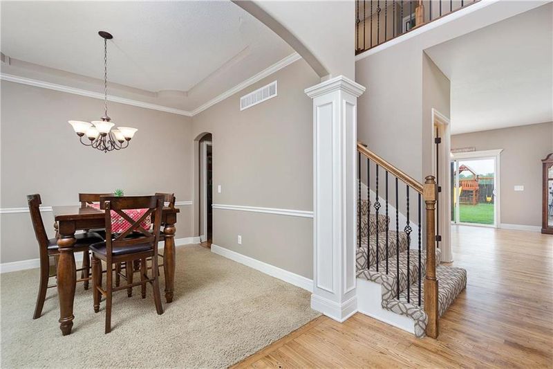 1008 NW 94 St, Kansas City, MO 64155
