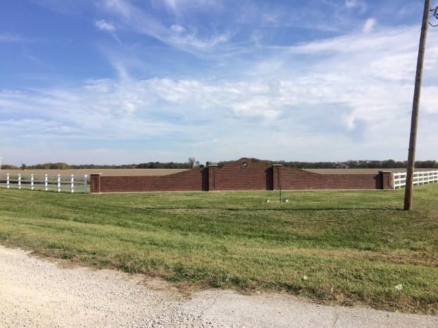 2A E 1375 Rd, Lawrence, KS 66047