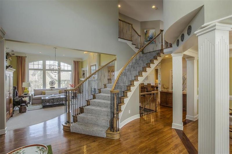 5205 W 149th St, Leawood, KS 66224