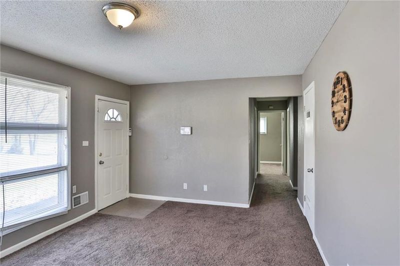 7905 E 107th St, Kansas City, MO 64134