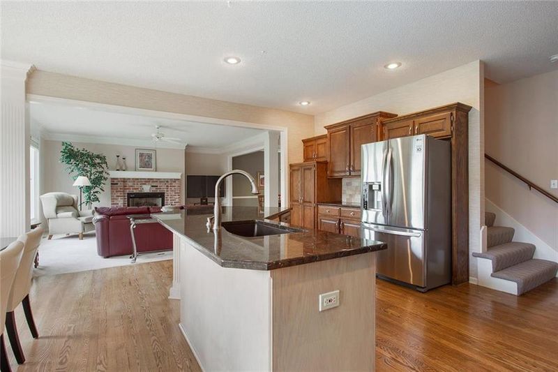14025 Cedar St, Overland Park, KS 66224