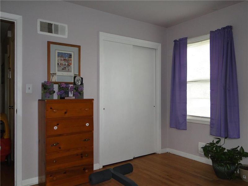 5005 Byrams Ford Rd, Kansas City, MO 64129