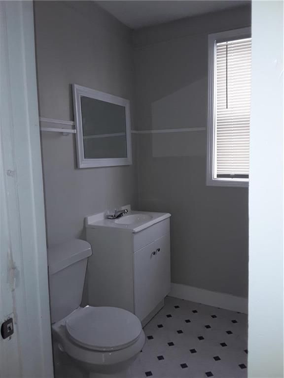 303 White Ave, Kansas City, MO 64124