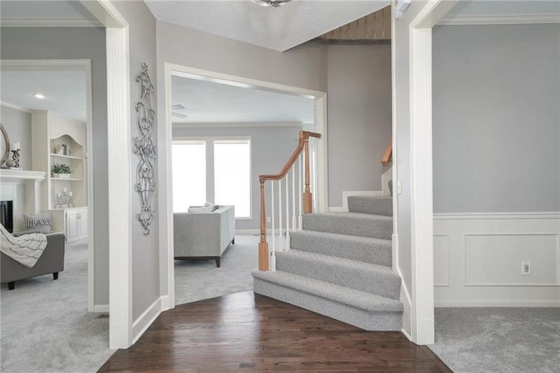 14611 Floyd St, Overland Park, KS 66223