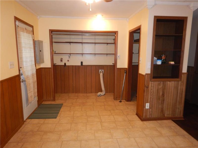 8506 E 99th St, Kansas City, MO 64134