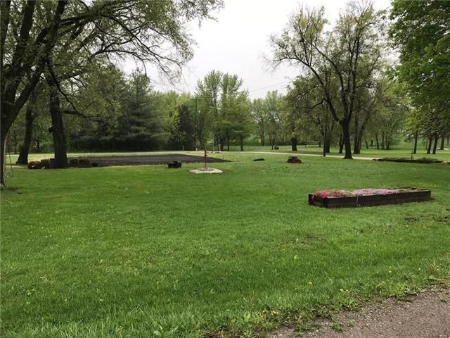 Stream St, Gallatin, MO 64640