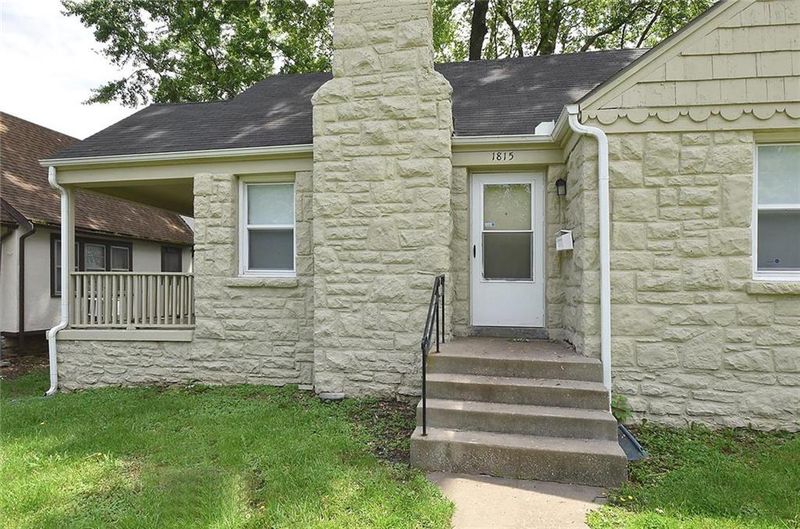 1815 E 75th St, Kansas City, MO 64132