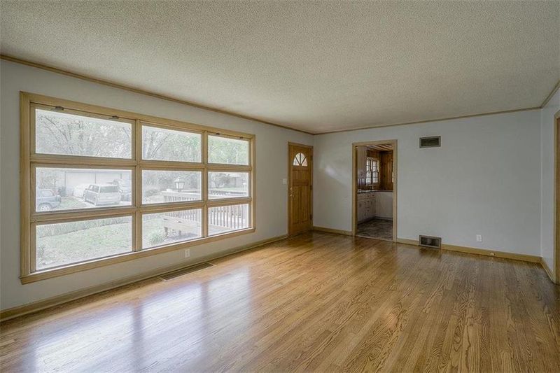 5666 Edith Ave, Kansas City, KS 66104