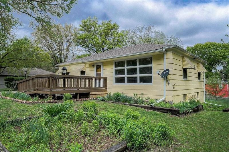 5666 Edith Ave, Kansas City, KS 66104