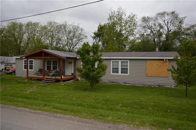 206 W Marshall St, Mayview, MO 64071