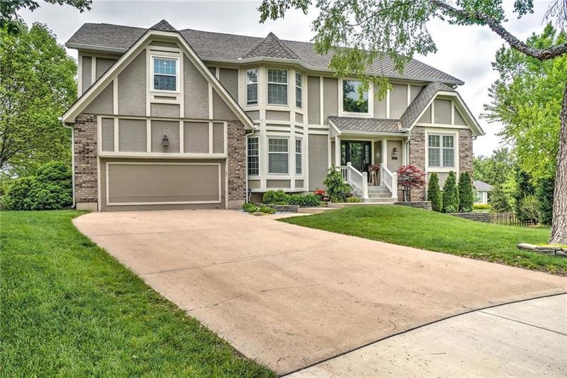 13804 Craig St, Overland Park, KS 66223