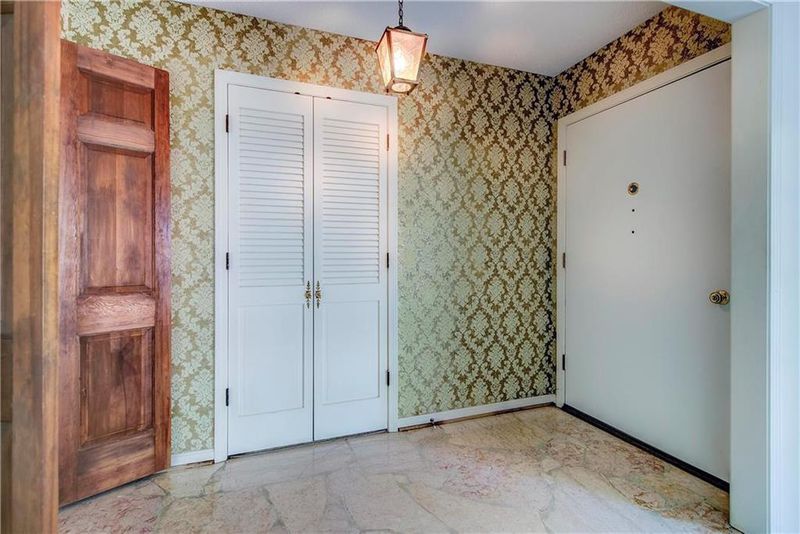 52 E 106 Ter, Kansas City, MO 64114