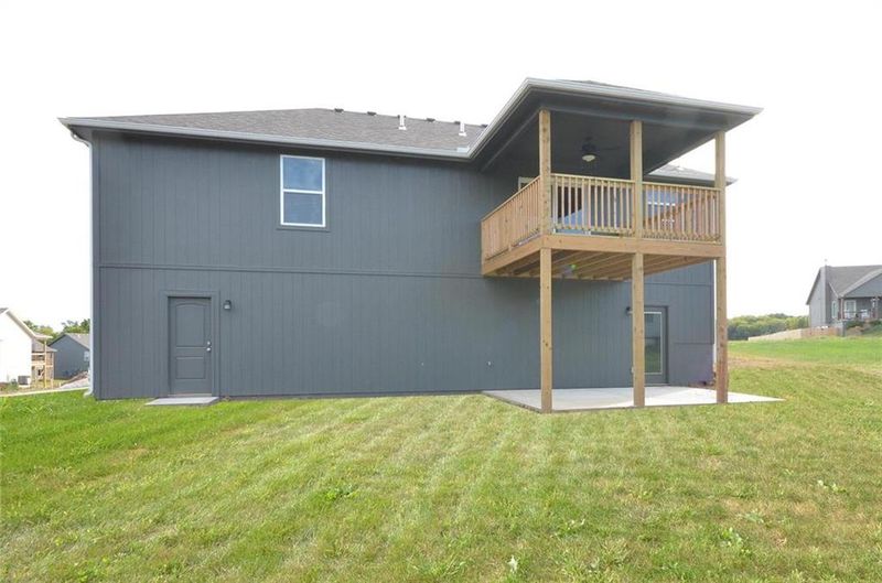 321 Fairview Cir, Platte City, MO 64079