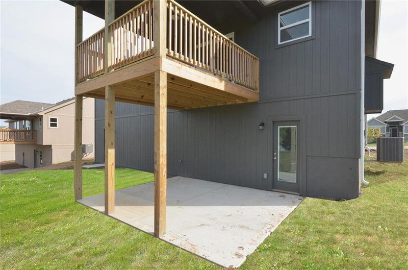 321 Fairview Cir, Platte City, MO 64079