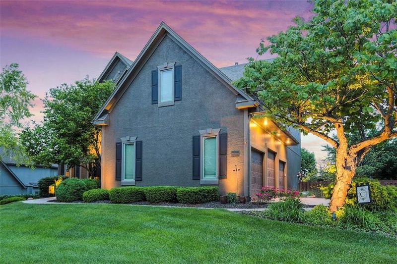 13112 W 128th St, Overland Park, KS 66213