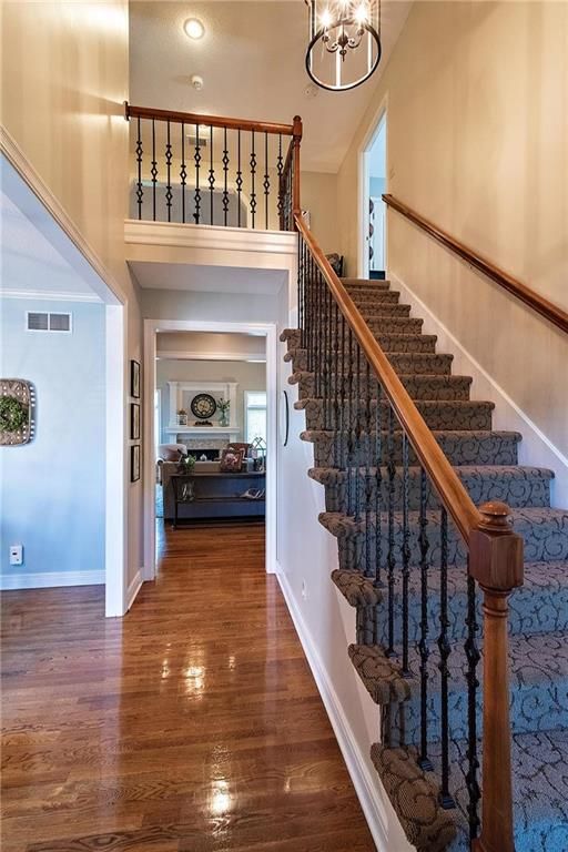 7892 W 154th St, Overland Park, KS 66223